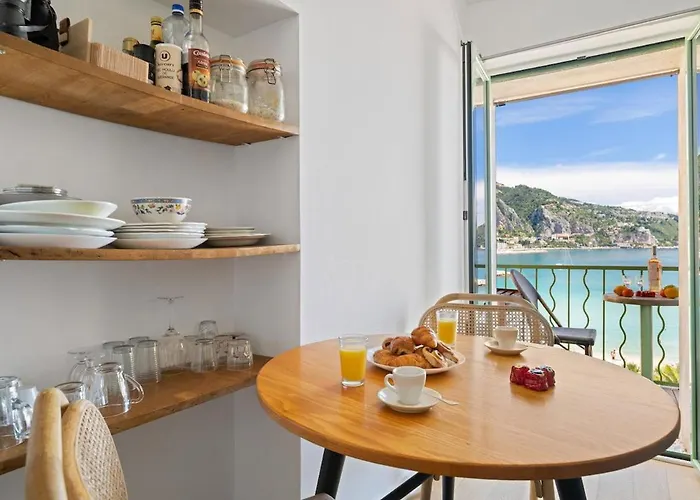 Le Santorin Vue Exceptionnelle Vieille شقة مينتون